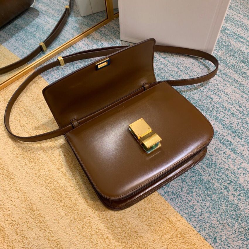 Ce1i*e Classic Box calfskin Shoulder Bag