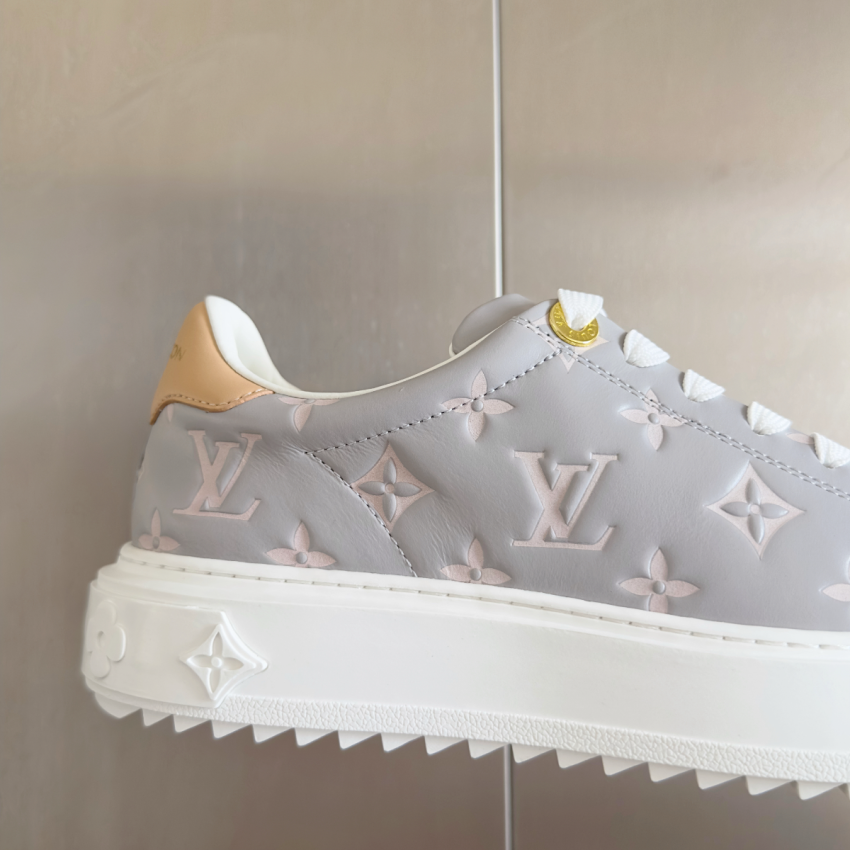 LV Time Out sneaker, Size 35-41