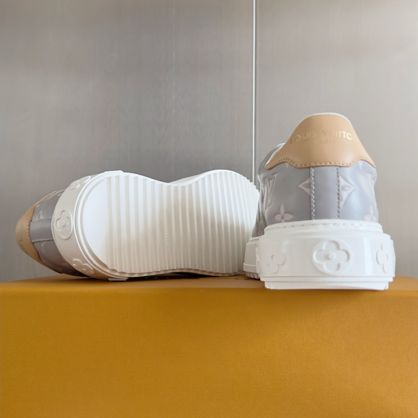 LV Time Out sneaker, Size 35-41
