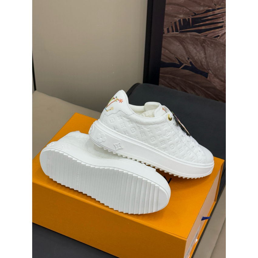 LV Time Out sneaker, Size 35-41