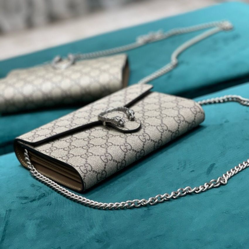 Gvc*1 Dionysus Chain Wallet