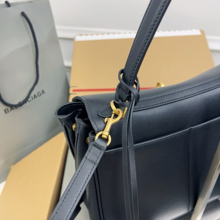 Ba1en*iaga Rodeo Small  Handbag- Black