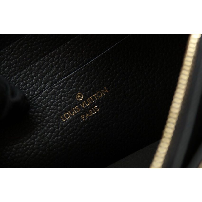 M68568  Double Zip Pochette