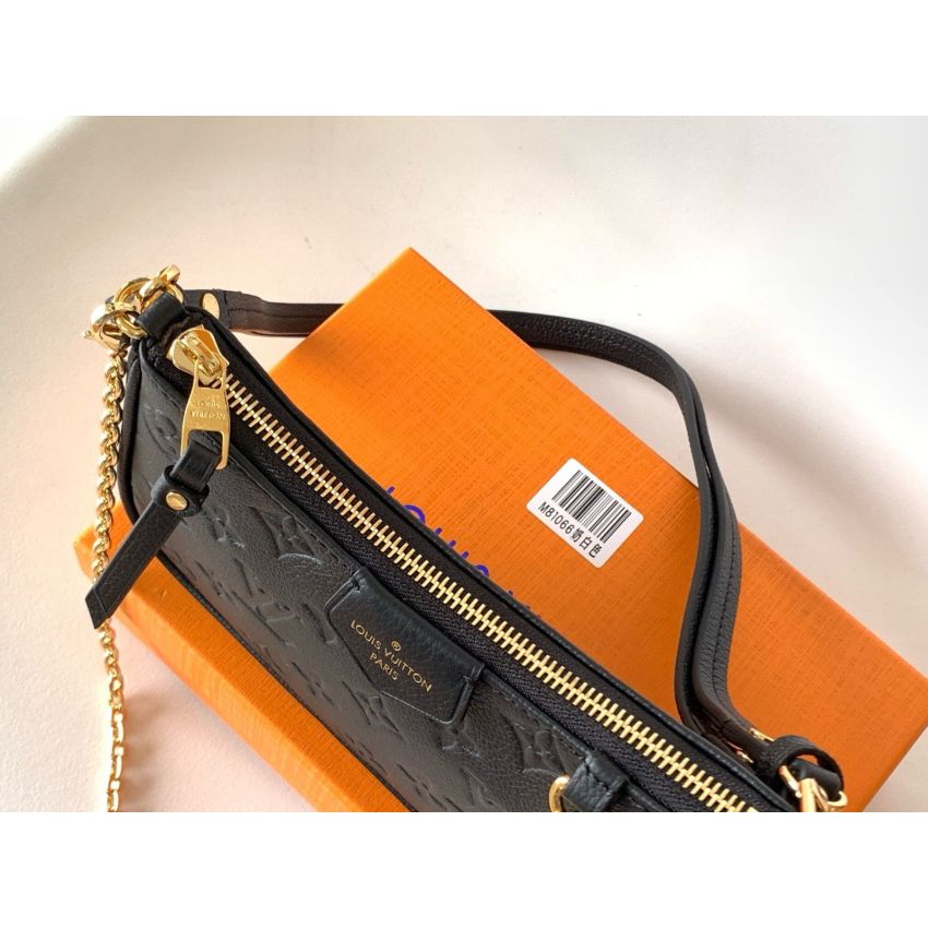 M80349 Easy Pouch On Strap