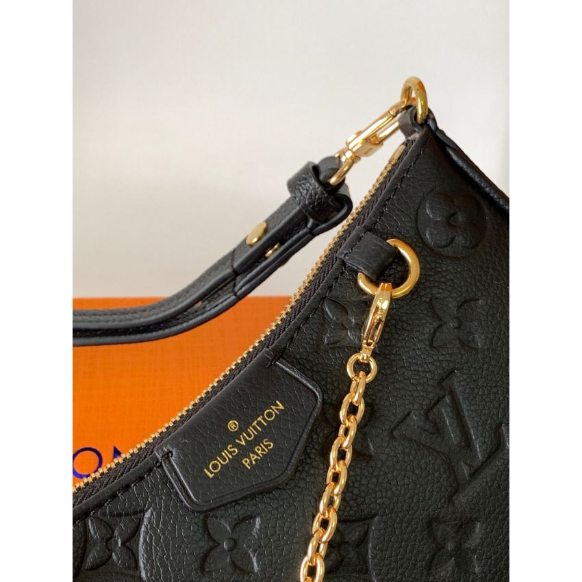 M80349 Easy Pouch On Strap