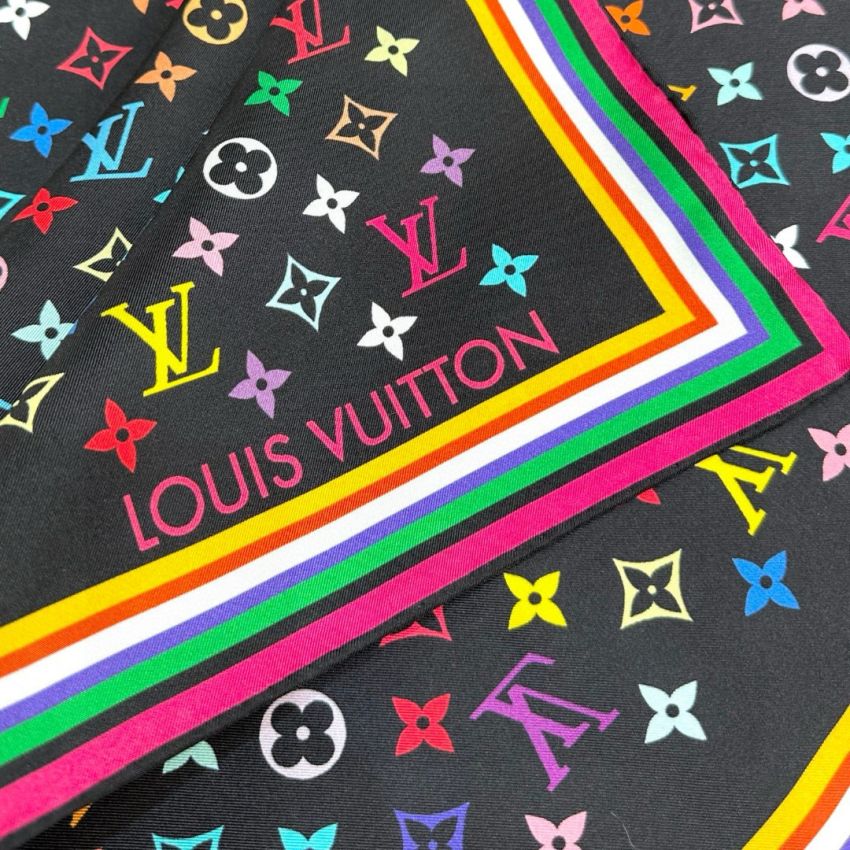 LV Silk Square 70cm